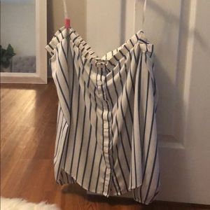 Off shoulder long sleeve blouse